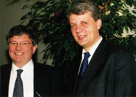 Verdens helseorganisasjons nye Europa-direkt&oslash;r, Marc Danzon og helseminister Dagfinn H&oslash;ybr&aring;ten. Foto E.J. Andersen