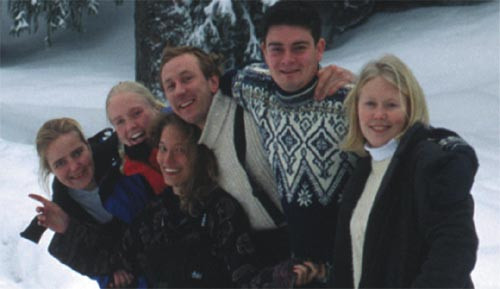 Nytt styre i Norsk medisinstudentforening: Tonje Haugen, Astrid R. Seim, Mona N. Fenstad, Per-Henrik Randsborg, &Oslash;yvind&hellip;