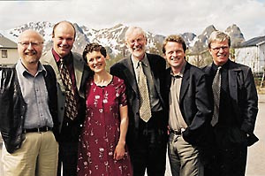 Kommunelegene Henning Aan&aelig;s, Yngvar Vestjord, Ellen B. Pedersen, Arne Vassbotn, Anders Svensson, Torgeir Vik. Alle foto A&hellip;