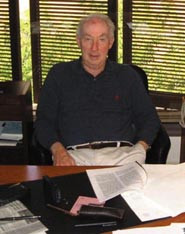 &ndash; Mekaniske innretninger kan aldri erstatte kirurgiens taktile f&oslash;lelse, mener Norman E. Shumway som fant l&oslash;sningen p&aring; de&hellip;