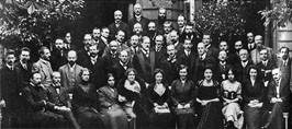 Figur 6   Weimar-kongressen i 1911. Lou Andreas-Salom&eacute; sitter i f&oslash;rste rekke som nummer fem fra venstre. Freud selv sees&hellip;