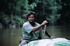 Bradford er amerikansk indianer (amerindian) fra maguchistammen, et verdifullt medlem av ekspedisjonen. Foto Gunnar Hasle