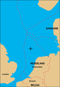 Figur&thinsp;&thinsp;3  &laquo;Nordstjernen&raquo;s posisjon (+) i nederlandsk sektor i Nordsj&oslash;en da Fougner skadet seg. Grafikk Morten Andersen
