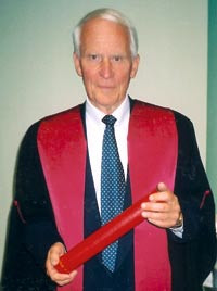Arne Skarstein har v&aelig;rt i London for &aring; bli tatt opp som Fellow of The Royal College of Surgeons of England. Foto Privat