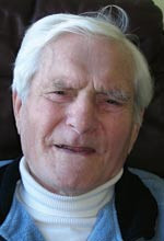 100-&aring;rsjubilanten Kristoffer Fotland er Legeforeningens eldste medlem, men kunne gjerne v&aelig;rt den &aelig;ren foruten. Bildet er fra&hellip;