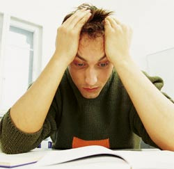 F&aring; og store eksamener kan v&aelig;re en &aring;rsak til at flere medisinstudenter stryker til eksamen i Troms&oslash; enn i Bergen. Foto&hellip;