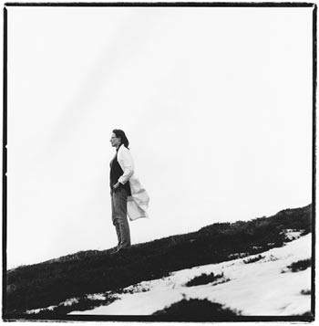 En lege og en fotograf reiser rundt i landet for &aring; portrettere leger.