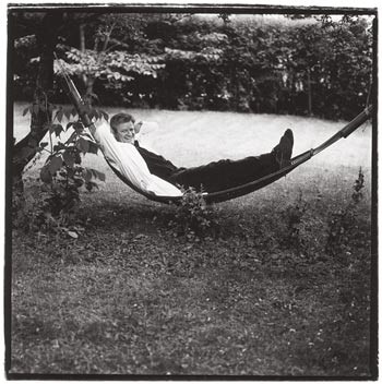 En lege og en fotograf reiser rundt i landet for &aring; portrettere leger.