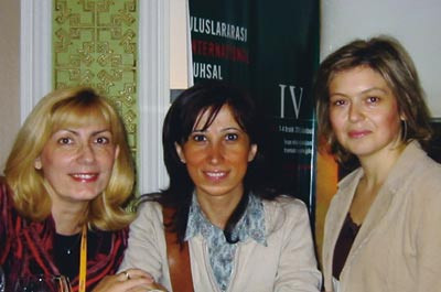 Saveta Draganic Gajic, psykiater fra Beograd, gav en oversikt over flyktningsituasjonen p&aring; Balkan. Roula Mishati og Emel&hellip;