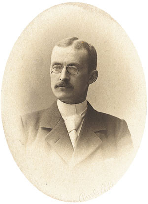 Figur 3  Peter F. Holst (1861&thinsp;&ndash;&thinsp;1935) var Ibsens lege i perioden 1902&thinsp;&ndash;&thinsp;03. Fotografi fra omkring 1905. Foto privat