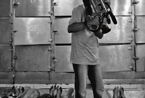 De navnl&oslash;se d&oslash;de: De d&oslash;des ansikter, arr, tatoveringer og andre spesielle kjennetegn filmes, i h&aring;p om at de senere kan&hellip;