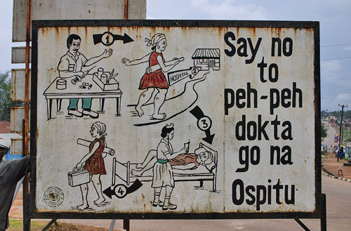 Et tydelig budskap til landsbybefolkningen. Foto H&aring;kon A. Bolkan