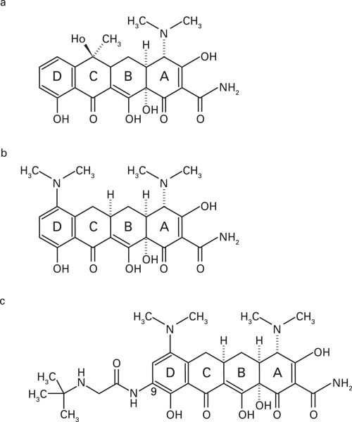 Figur 1  Strukturer av a) tetrasyklin, b) minosyklin c) tigesyklin