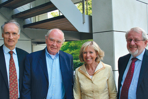 Danmarks helseminister Bertek Haarder, professor Kaare R. Norum, helse- og omsorgsminister Anne-Grete Str&oslash;m-Erichsen og&hellip;