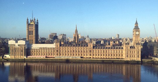 Utsikt fra ortopedisk sengepost, 11. etasje, St. Thomas&rsquo; Hospital. Begge foto: Per-Henrik Randsborg