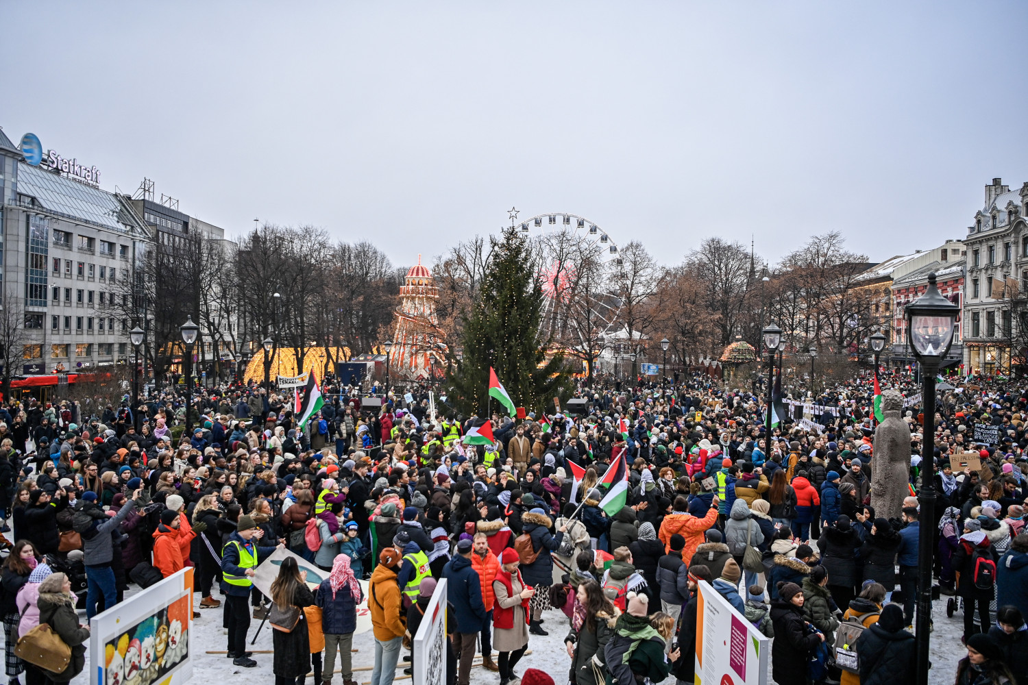 Fra markeringen &laquo;Hele landet for fred i Gaza&raquo; i Oslo 16. desember 2023. Foto: Annika Byrde / NTB