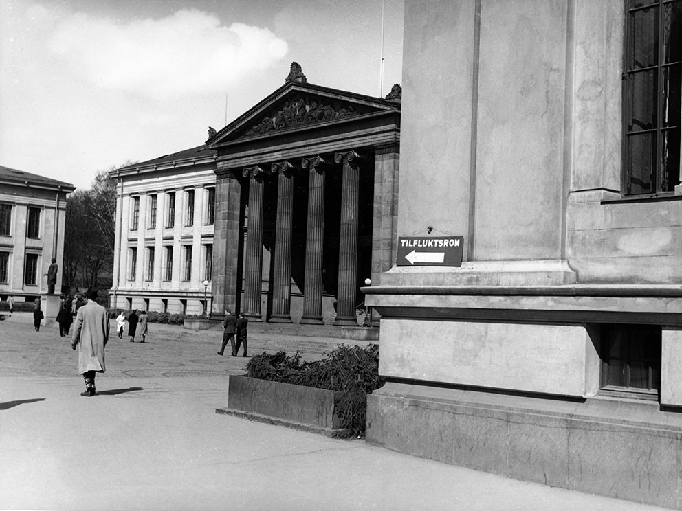 Figur 1 Anatomisk institutt holdt til i Domus Media ved Universitetet i Oslo, midtbygningen ved Karl Johans gate. P&aring;&hellip;