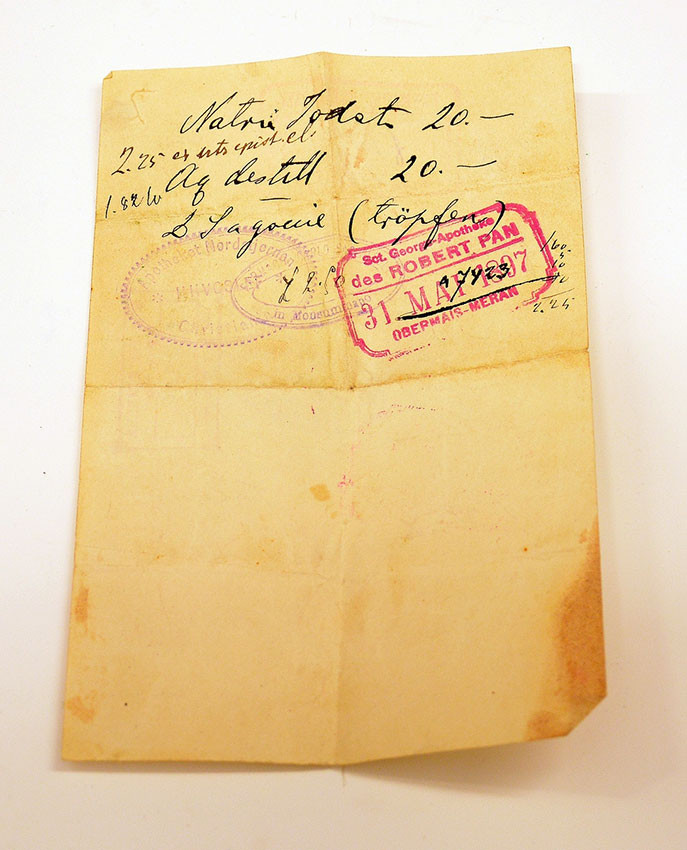 Figur 4 Udatert og usignert italiensk resept p&aring; jodnatrium. Et av stemplene angir datoen 31.&nbsp;mai 1897. Denne resepten var&hellip;