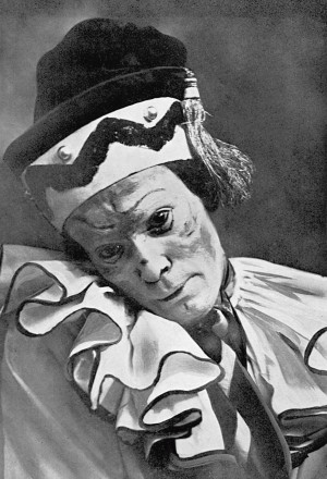 Vaslav Nijinsky i rollen som Petrushka i oppsetningen med samme navn. Premieren var 13. juni 1911 p&aring; Th&eacute;&acirc;tre du Ch&acirc;telet i&hellip;