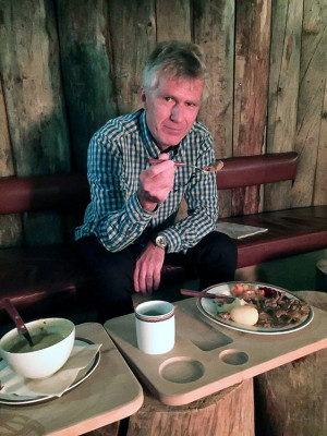 HOLDT L&Oslash;FTET: Lars Lien, leder av Norsk psykiatrisk forening, holdt l&oslash;ftet sitt  &ndash;  og ble psykiater f&oslash;r fylte 50 &aring;r. Foto:&hellip;