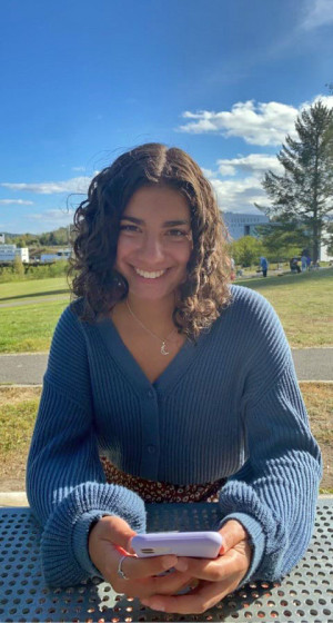 MEDLEM 40&nbsp;000: Amelia Sabier er medisinstudent i Troms&oslash;. Foto: Privat