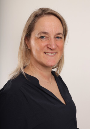 LEDER LIVMORHALSPROGRAMMET: Gynekolog og forsker, Ameli Trop&eacute; i Kreftregisteret. Foto: Kreftregisteret