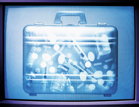 Du kan bare ta med deg legemidler til eget bruk. Illustrasjonsfoto &copy; Matthias Kulka/Corbis/SCANPIX