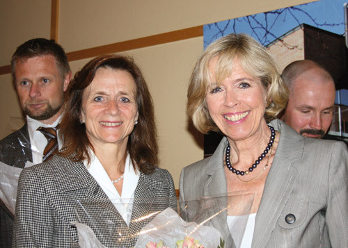 Bent H&oslash;ie (t.v.), Torunn Janbu og helseminister Anne-Grete Str&oslash;m-Erichsen deltok i debatten. Foto Lise B. Johannessen
