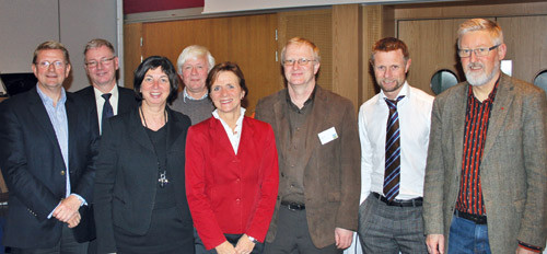 Debattpanelet. Fra v. Legeforeningens generalsekret&aelig;r Geir Riise som ledet debatten, Jan Erik St&oslash;stad, Sigrun V&aring;geng, Knut&hellip;