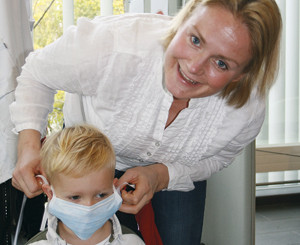 &ndash; Siste &aring;rs medisinstudent Trine Ruud bes&oslash;kte legehelgen sammen med s&oslash;nnen Fritjof, to &aring;r. &ndash; Fritjof synes det er g&oslash;y med&hellip;