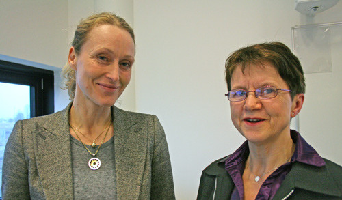 Hege Gjessing (t.v.) og Kristin Karstad er begge opptatt av gode kollegiale nettverk. Foto Lise B. Johannessen