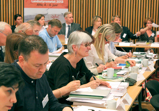 &Aring;rets landsstyrem&oslash;te er uten valg p&aring; representanter. Her fra avstemmingen p&aring; landsstyrem&oslash;tet i Alta. Foto Stein Runar&hellip;