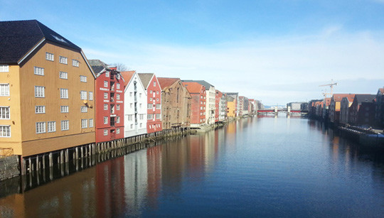 Nidelven sett fra Bybroen. Foto Stein Runar &Oslash;stigaard