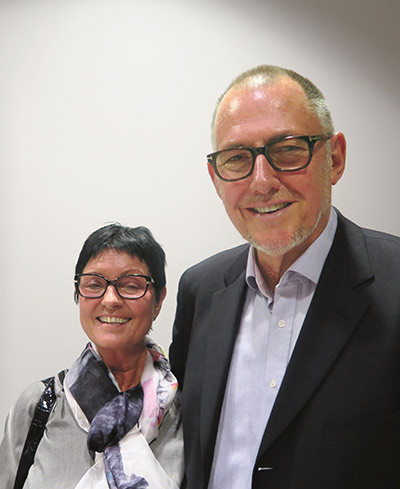 Gabrielle og Geir Nilsen mottok hederspris. Foto Lise B. Johannessen