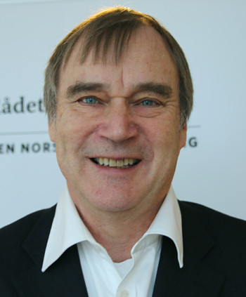 VIL PREGE FREMTIDEN: Leder av R&aring;det for legeetikk Svein Aarseth tror at eutanasi vil v&aelig;re et tema som vil st&aring; sentralt i&hellip;