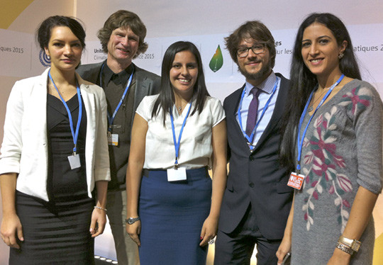 WMAs DELEGASJON I PARIS: Knut Erling Moksnes (nr 2 f.v.). De andre representerer USA, Peru, Canada og Kuwait. Foto: Privat