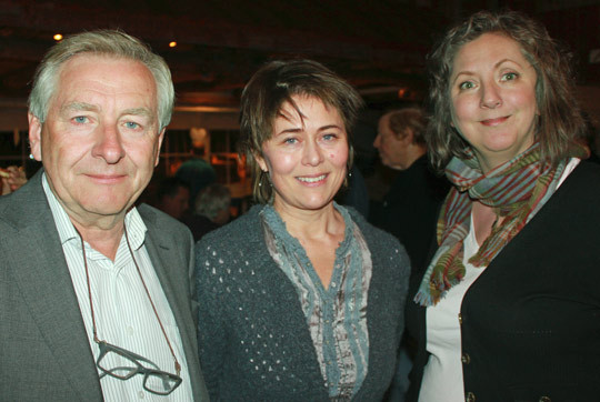 M&Oslash;TTE ENGASJERTE HELSEARBEIDERE: Stener Kvinnsland og Cathrin Carlyle fra Kvinnsland-utvalg med Helen Brandstorp (i midten)&hellip;