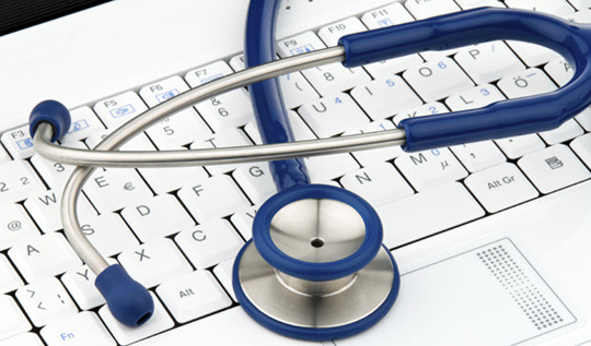 VED SYKDOM: Legen b&oslash;r forsikre seg mot inntektstap ved sykefrav&aelig;r. Illustrasjonsfoto: Colourbox