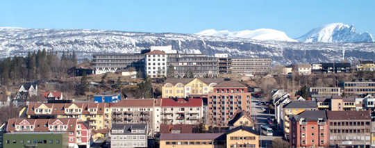 NARVIK SYKEHUS: Akuttsykehus m&aring; ogs&aring; ha kirurgisk kompetanse. Foto: Jon Helle