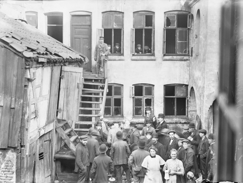 I annen halvdel av 1800-tallet var bydelene Fjerdingen, Vika og Vaterland i Kristiania tilholdssted for byens bordeller. Her&hellip;