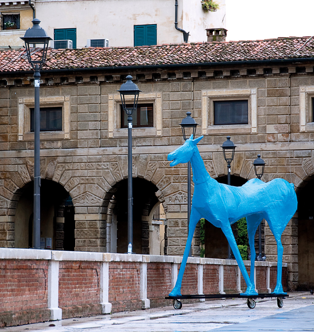 Marco Cavallo er en treskulptur bygd av pasienter og ansatte p&aring; Manicomio di Trieste i 1973. Den er basert p&aring; en ekte hest&hellip;
