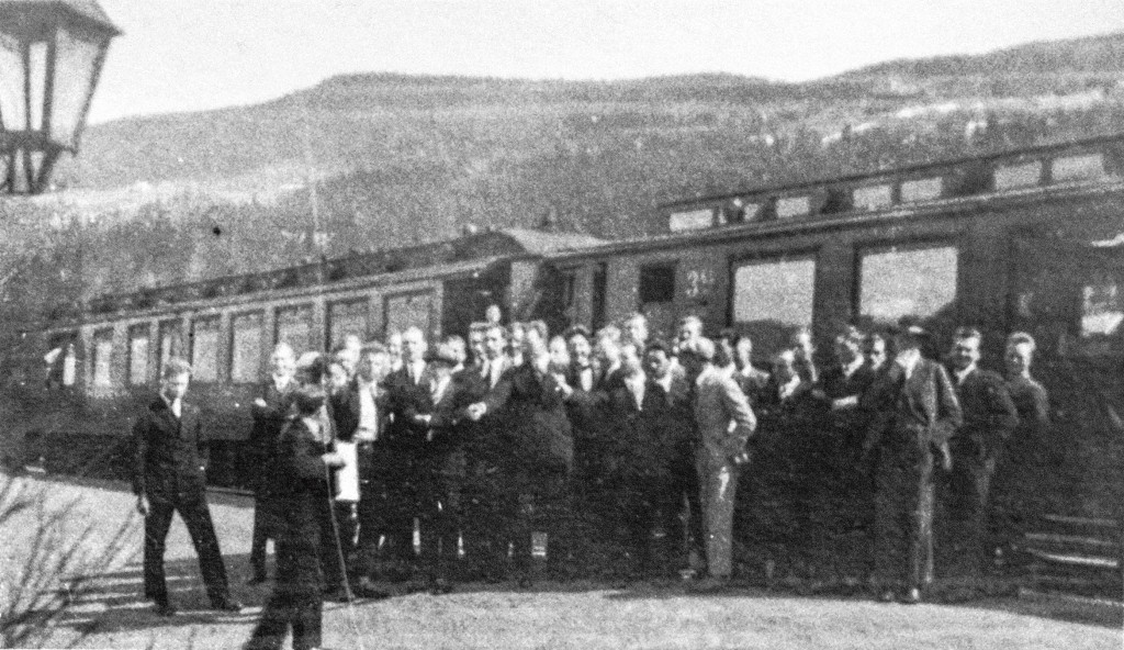 Gjennom lang tid var det tradisjon at medisinstudentene i Oslo dro p&aring; ekskursjon til Bergen for &aring; se p&aring; leprapasienter og&hellip;