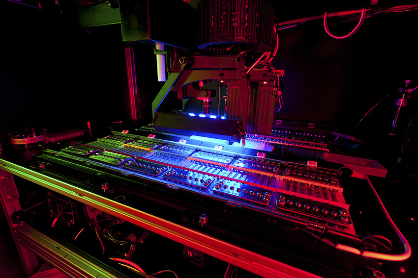 Maskin brukt til nestegenerasjonssekvensering (NGS). Illustrasjon: Science Photo Library / NTB