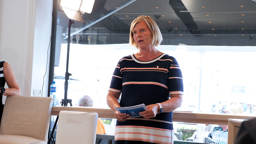 I DEBATT: &ndash; Hvis vi skal v&aelig;re bedre forberedt neste gang, m&aring; vi styrke beredskapen n&aring;, sa president i Legeforeningen, Anne&hellip;