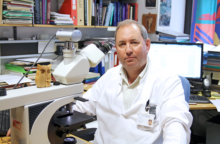 FORSKNINGSBAUTA: Lars A. Akslen er patolog ved Haukeland universitetssjukehus, professor ved Universitetet i Bergen og leder&hellip;