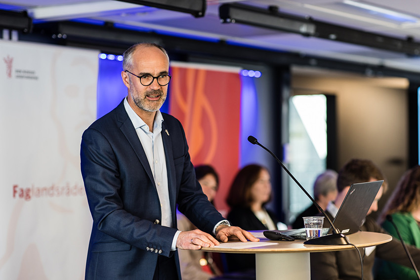 LEGENES HUS: Leder av fagstyret, St&aring;le Onsg&aring;rd Sagabr&aring;ten, kunne for f&oslash;rste gang p&aring; to &aring;r &oslash;nske velkommen til et fysisk m&oslash;te&hellip;