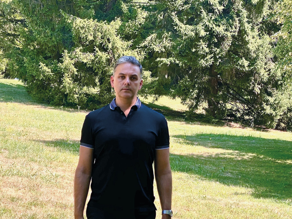 FLYKTET FRA BOSNIA: - &Aring; m&aring;tte flykte fra alt man har kj&aelig;rt, setter spor som er med deg hele livet, sier fastlege Dragan&hellip;