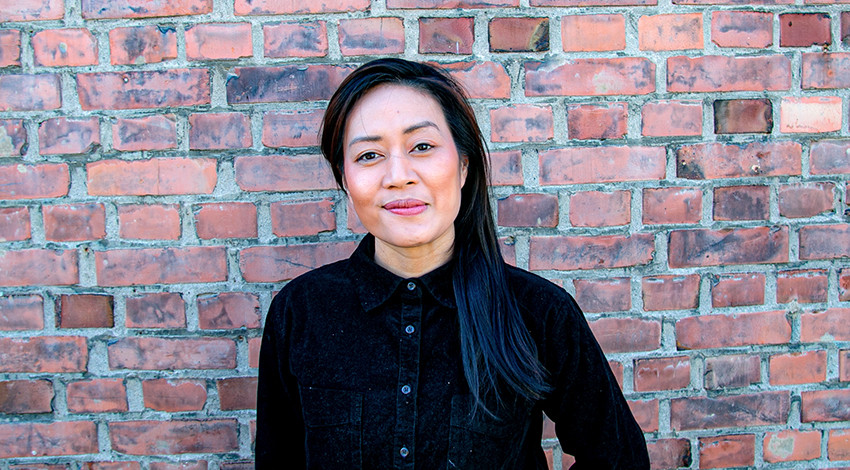 MANGE JERN I ILDEN:  &ndash; Det tiltrakk meg &aring; v&aelig;re selvstendig n&aelig;ringsdrivende og &aring; jobbe p&aring; lag med andre leger, sier Linda Luu&hellip;