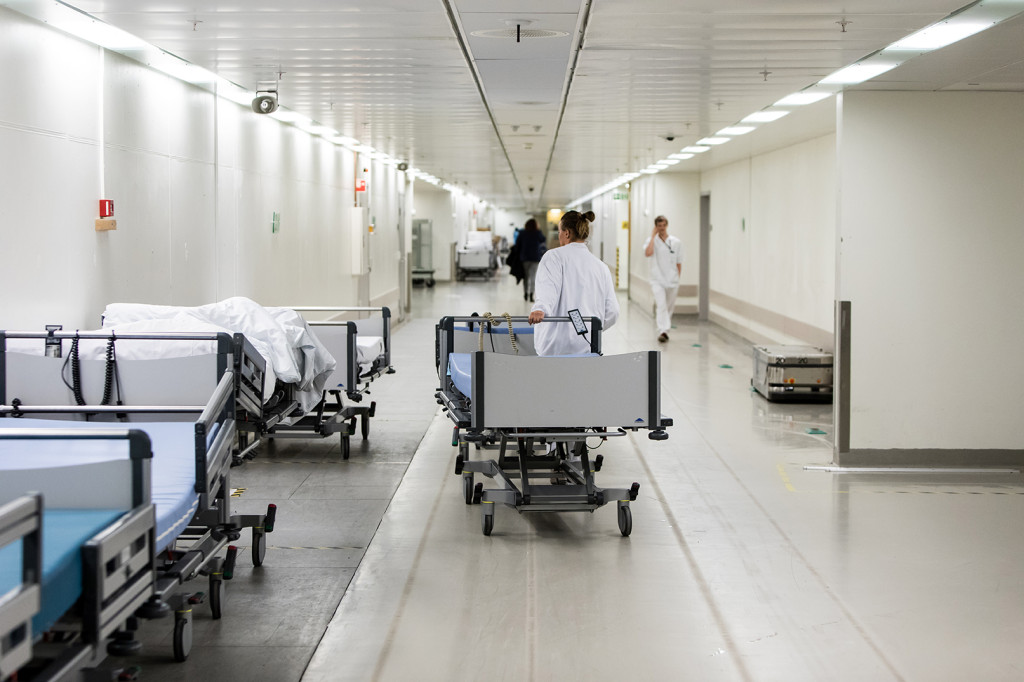 RESOLUSJON: Legeforeningen understreker at myndighetene m&aring; s&oslash;rge for at det bygges tilstrekkelig store og fleksible sykehus&hellip;