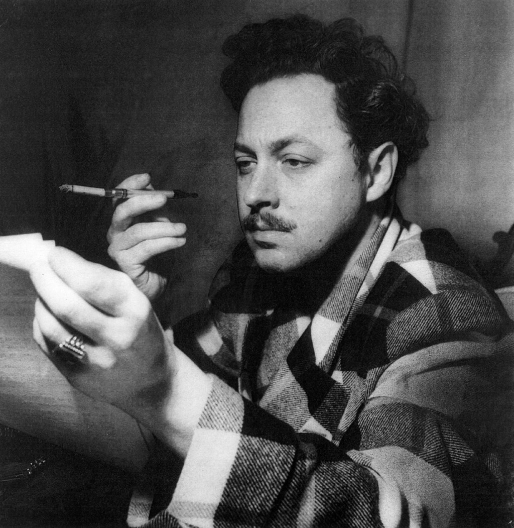 Tennessee Williams en gang p&aring; 1940-tallet. Foto: Everett Collection / NTB